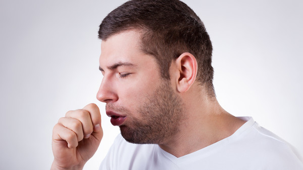 嗓子干痒有痰有时咳嗽是怎么回事？喉咙干痒有痰咳嗽是什么原因