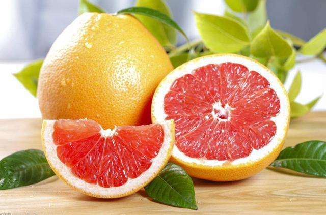 柚子皮的6种用法 柚子的功效与作用