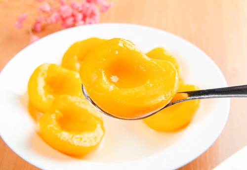 黄桃的功效和作用是什么 减肥可以吃黄桃罐头吗