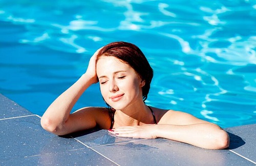 女性游泳会带来什么好处 女性游泳的五大好处是什么