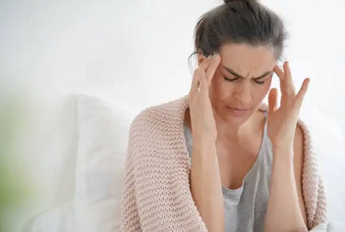 头痛是什么原因造成的 怎样缓解经期头痛