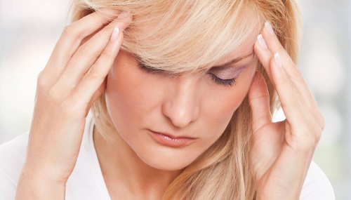 头痛是什么原因造成的 偏头痛发作是否只能硬抗
