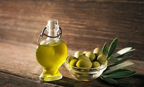 橄榄油的副作用是什么 怎么使用橄榄油护肤